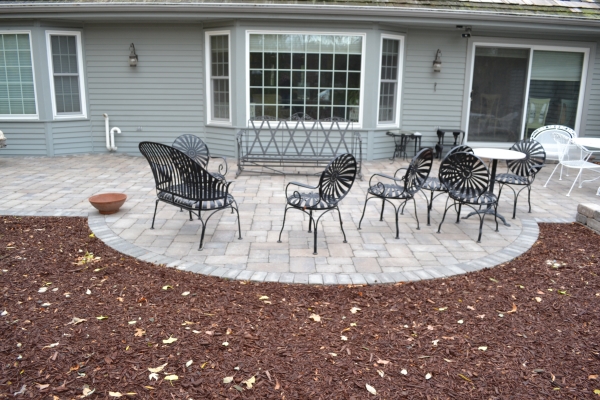 Ozaukee County Landscapers Install Upscale Paver Patios